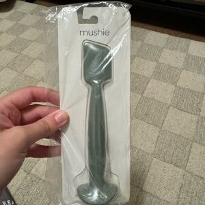 Mushie Green Baby Diaper Cream Brush